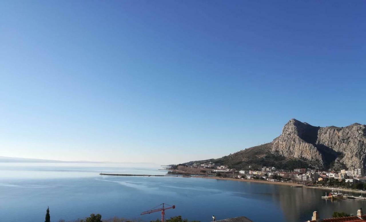 Cosy Sunset Apartment Omis Exterior photo